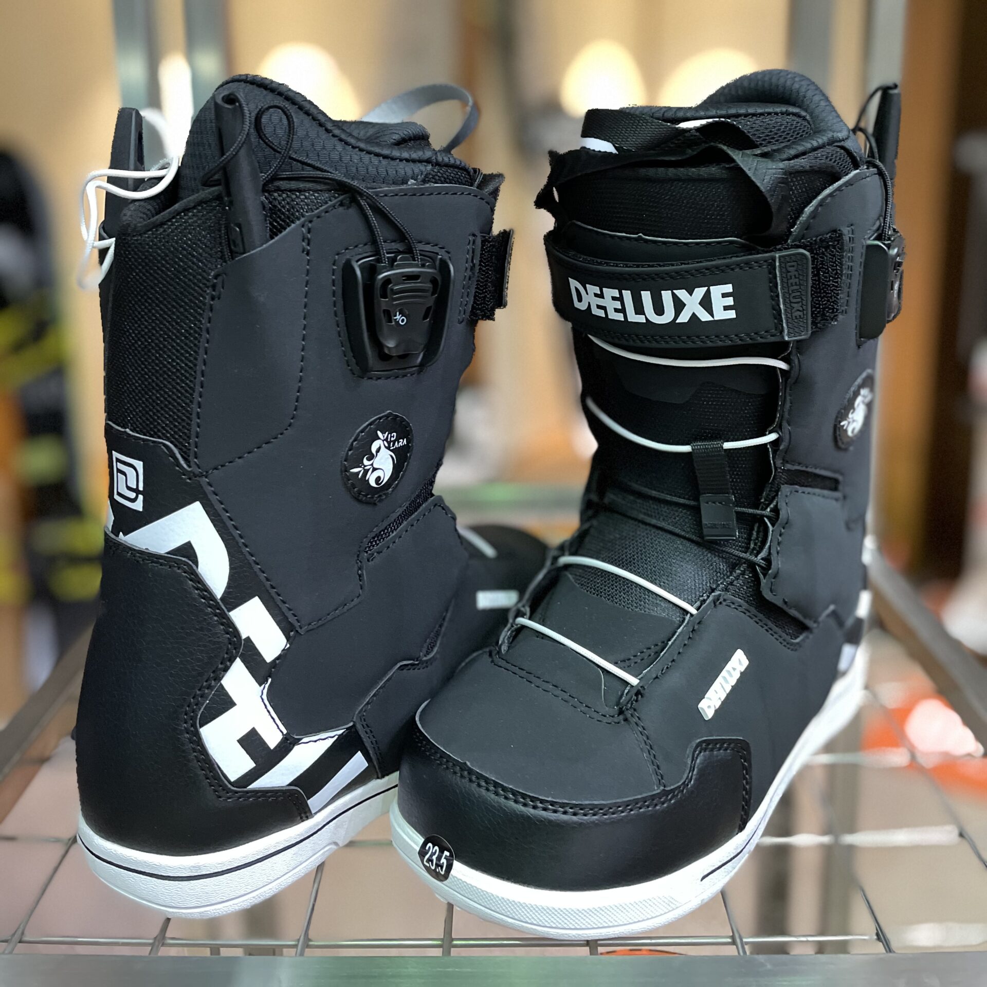 売れ筋がひ新作! DEELUXE TEAM ID LTD LARA svajcarija.rs